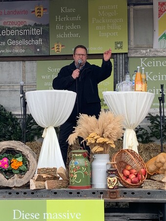 Bei der LsV-Kundgebung in Stuttgart sprach Jrgen Maurer stelltvertretend fr den LBV.