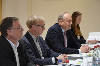 LBV-Prsident Joachim Rukwied, LBV-Hauptgeschftsfhrer Marco Eberle, stellv. Hauptgeschftsfhrer Horst Wenk und Referentin Michelle Lumpe standen den Pressevertretern Rede und Antwort.