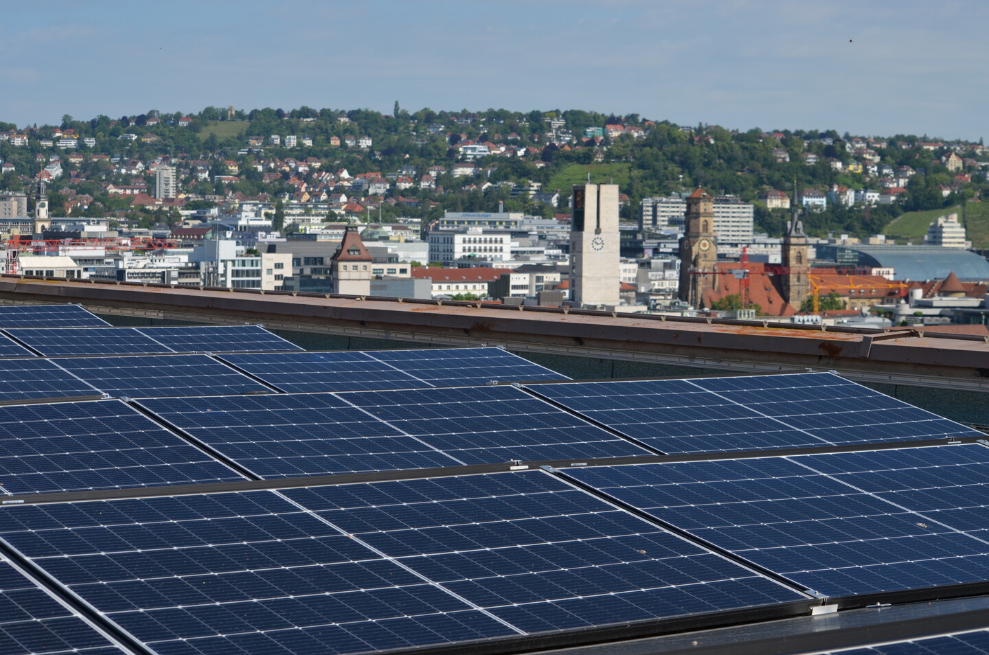 Im Mrz ging die PV-Anlage auf dem Dach der Stuttgarter Geschftsstelle des LBV in Betrieb.