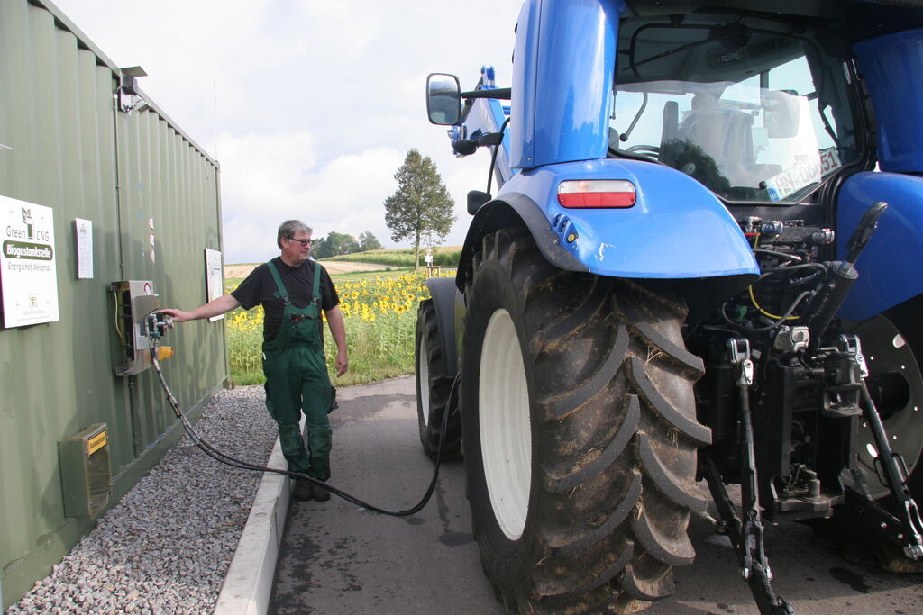 Methantraktor New Holland T6.180 bei Winfried Vees